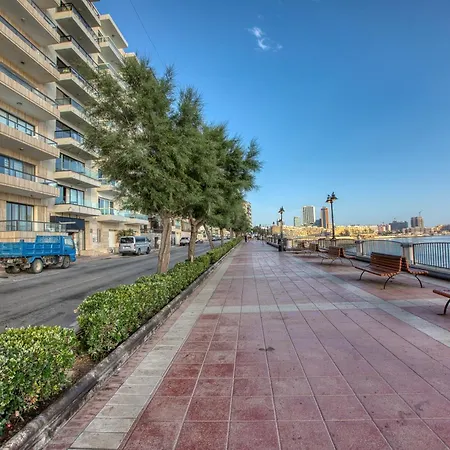 New To The Market - 2 Bedroom Unit 5 Minutes Walk From The By Sf Homes Appartamento Sliema
